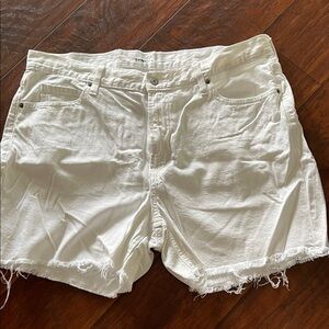 Old Navy White Denim Frayed-Hem Shorts